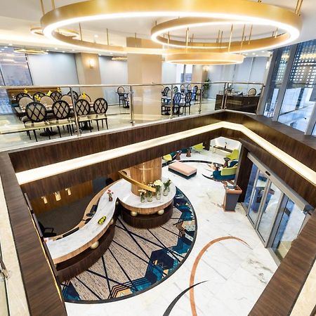 Warwick Riyadh Al Wezarat Exterior foto