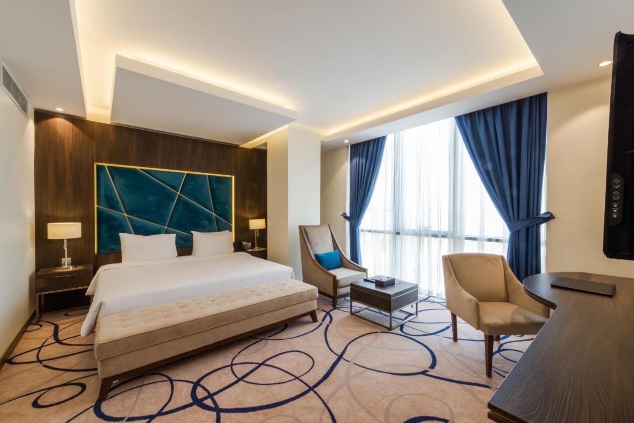 Warwick Riyadh Al Wezarat Exterior foto