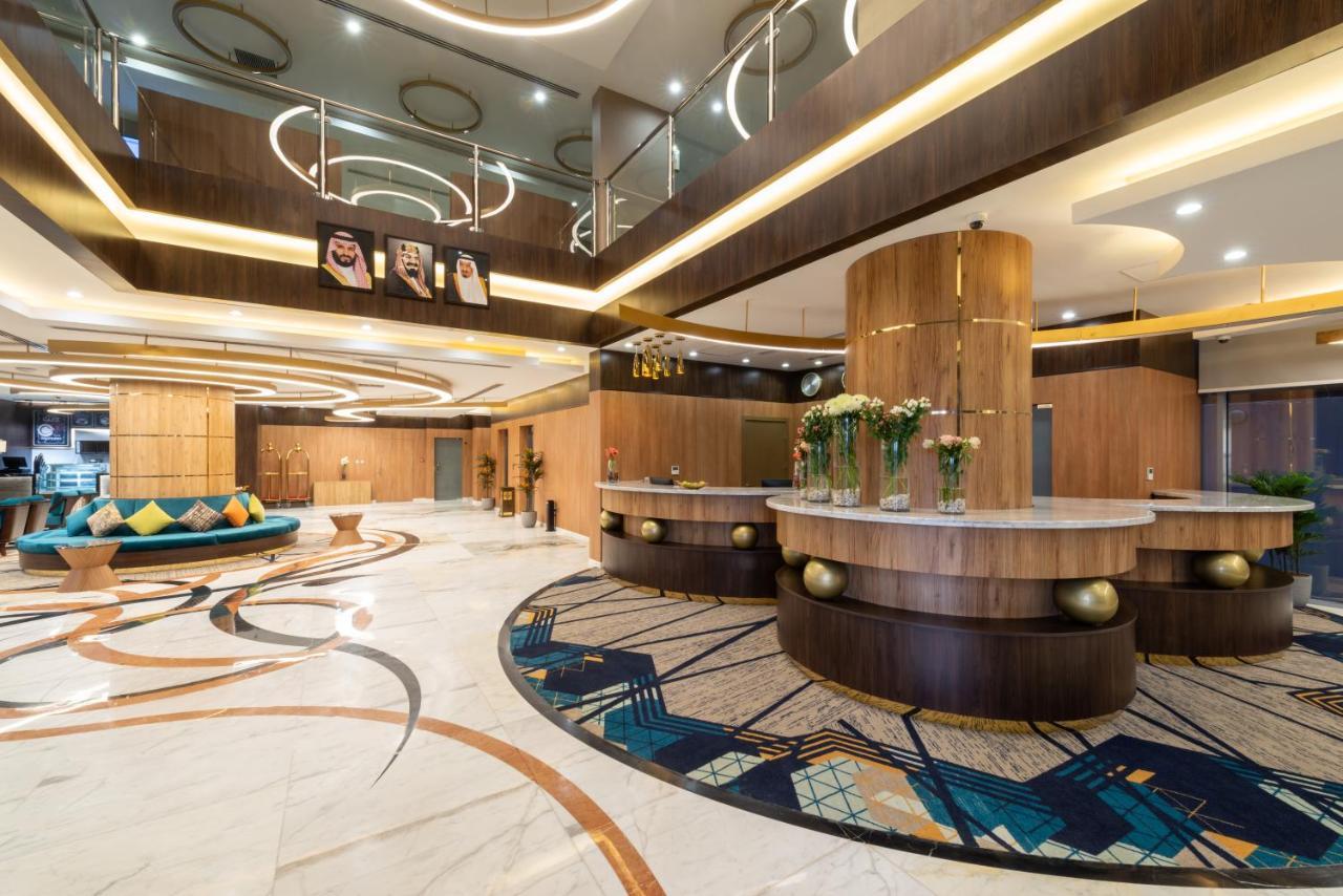 Warwick Riyadh Al Wezarat Exterior foto